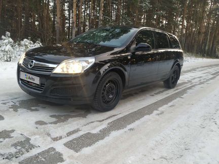 Opel Astra 1.6 МТ, 2011, 65 000 км
