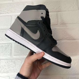 Кроссовки Nike Air Jordan 1