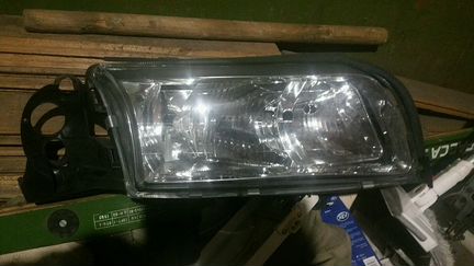 Фара правая для volvo s80 99-03
