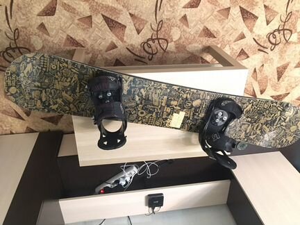 Сноуборд burton(ростовка 175),крепления и ботинки