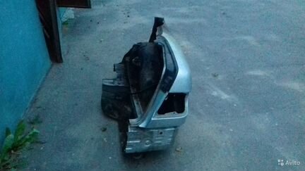 Мерседес 210 Крыло Заднее Правое хорошее