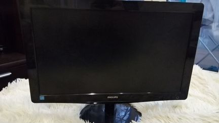 Монитор Philips 18.5