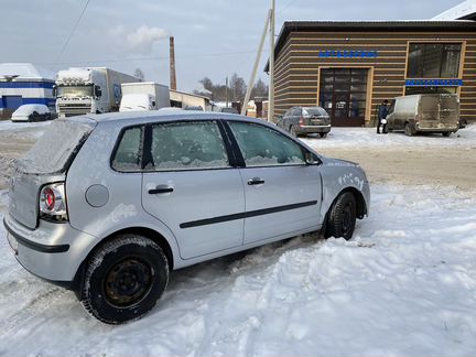 Volkswagen Polo 1.4 AT, 2008, битый, 125 000 км