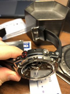 Часы Casio G-Shock GST-B100-1A б/у на гарантии