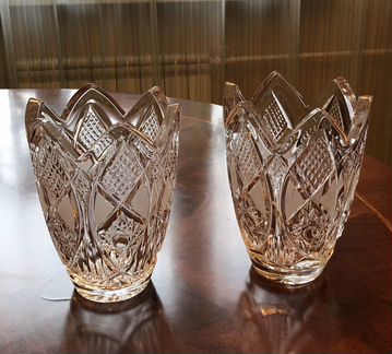 Ваза хрустальная