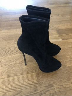 Ботильоны Casadei