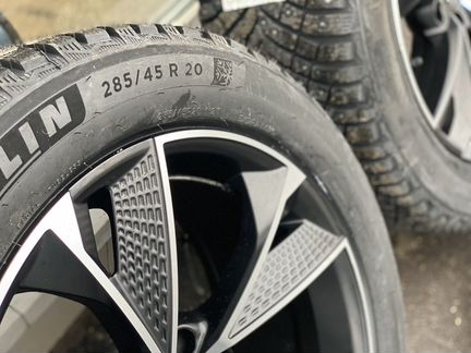 Зимние колеса для Audi q7,q8 r20 5-112 с шинами ши