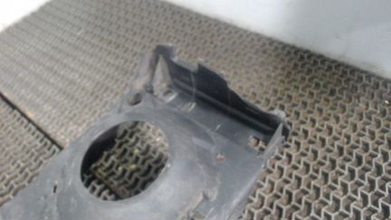 Рамка передняя (телевизор) Ford Econoline, 2005