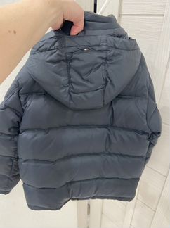 Пуховик б/у и новая шапка Tommy Hilfiger