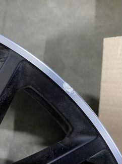 Mercedes W290 AMG GT53 диск оригинал задний