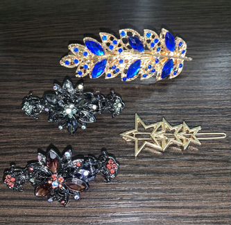 Заколки для волос в ассортименте