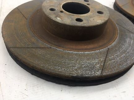 Тормозной диск передний передний Subaru Forester