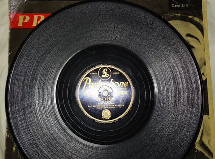 Пластинка Редкая. parlophone. Made In England