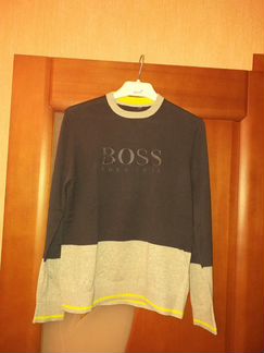 Джемпер hugo boss на 10-12лет