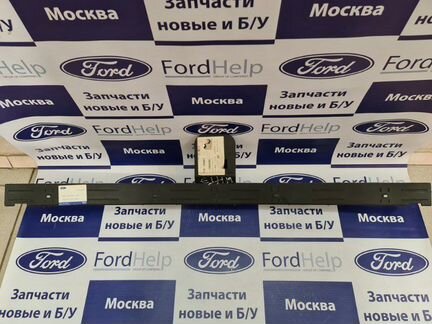 Кронштейн крепления заднего бампера центральный