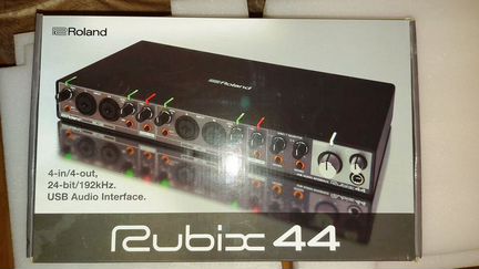 Внешняя звуковая карта Roland Rubix44