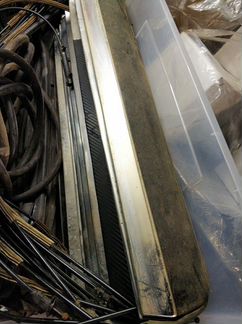 Молдинг задней двери дефект VW Туарег 2003-2010г