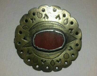 Туркменская брошь серебро, позолота, сердолик