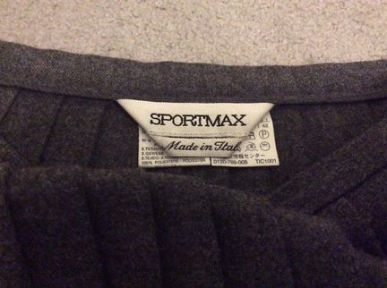 Новая шерстяная юбка MaxMara