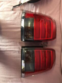 Задние стоп сигналы тойота лэнд круизер 2010г