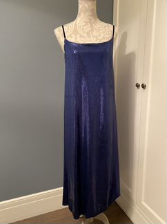 Платье с пайетками