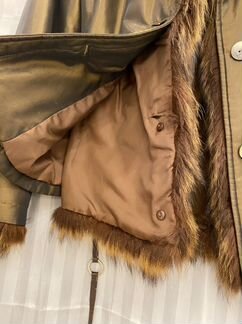 Парка, пальто, куртка, коричневая, воротник мех ли