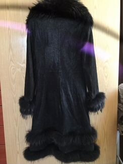 Пальто кожа с мехом р. 40-42. Цвет чёрный. Демисез