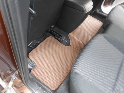 Новые коврики в салон Mazda MPV