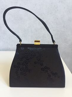 Сумка женская атласная