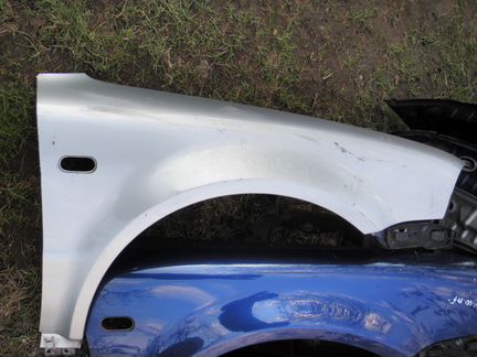 Крыло переднее правое серебро VW Passat B5+ GP