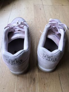 Кроссовки Nike 36р б/у